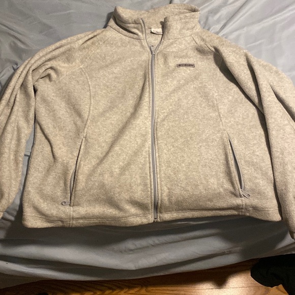 Columbia zip up sweater - Picture 1 of 3
